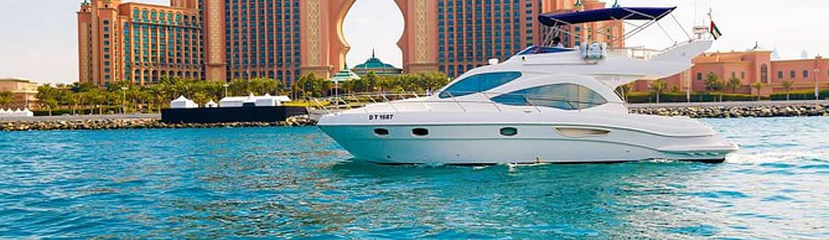 Photo 1 Yacht 35ft Boat – 12 People for 2 Hours