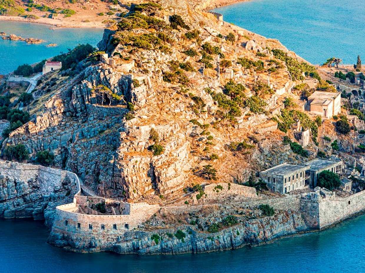 Spinalonga, Piratengrotten en Verborgen Stranden Tour in Griekenland, Heraklion.
, photo 2