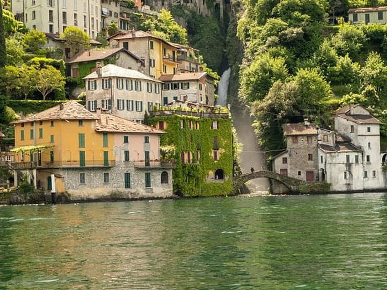 Private Como Tour and Lake Como VIP Luxury Boat Cruise, photo 2