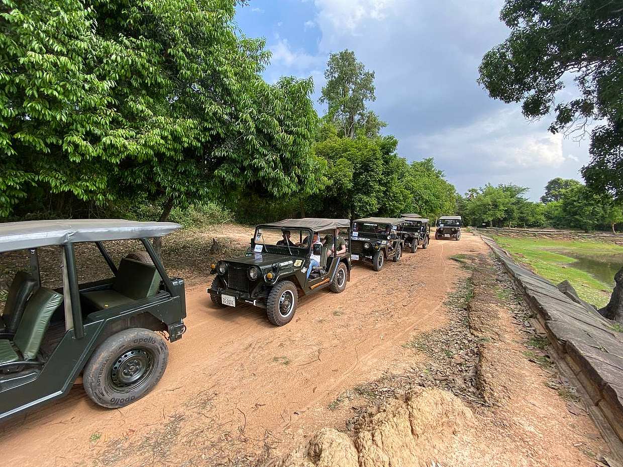 Private Half Day to Banteay Ampil & Countryside by Jeep in Cambodia, Krong Siem Reap, photo 5