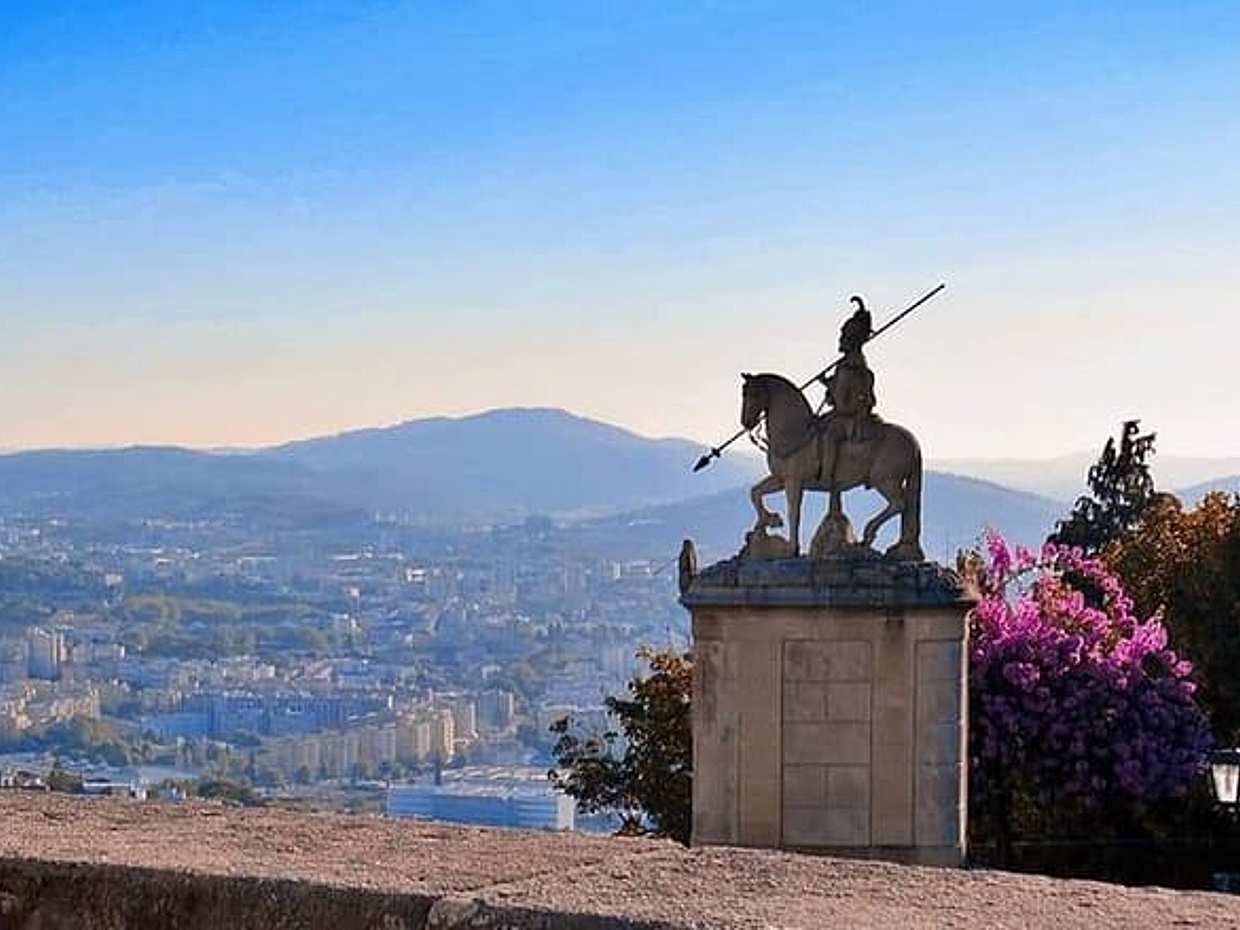 BRAGA AND GUIMARÃES: Private Historic Tour from Porto in Portugal, photo 4