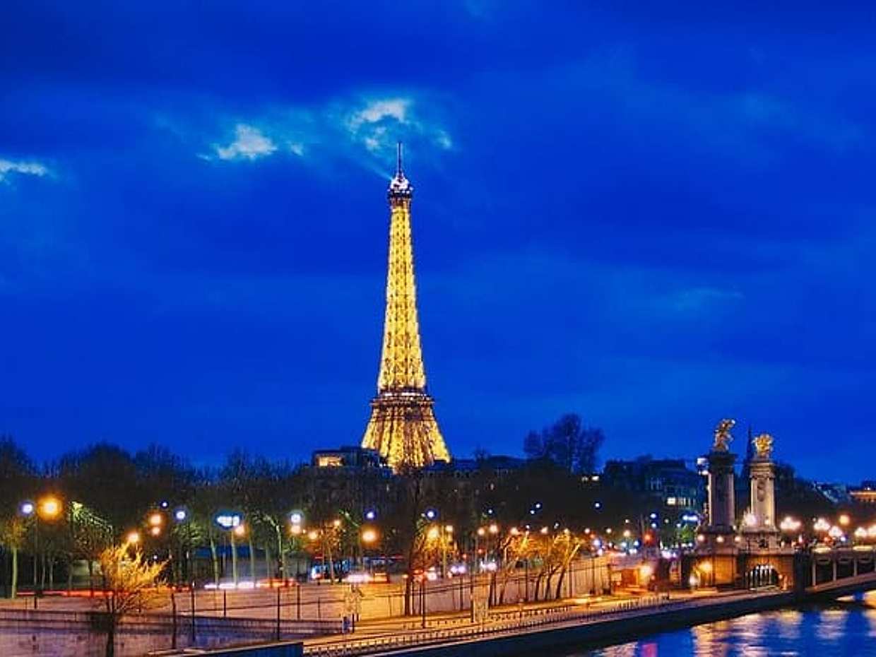 Private Disneyland trip with Eiffel Tower, photo 5