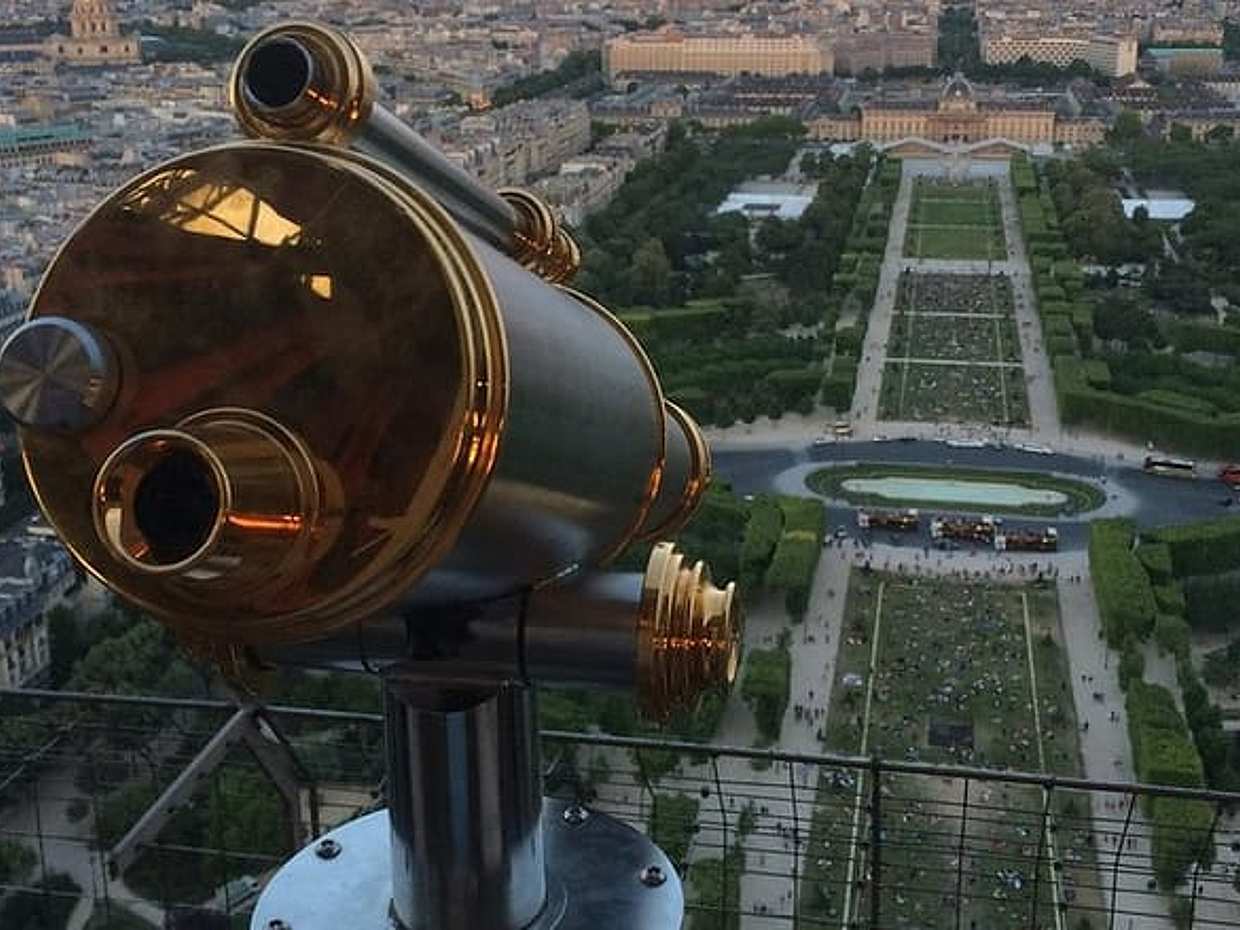 OT Paris Eiffel Tower 2nd Level English Guided Tour with Ticket For Summit, photo 3