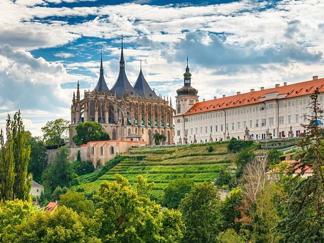 Private Castles and Brewery Day Trip From Prague To Kutna Hora in Czechia