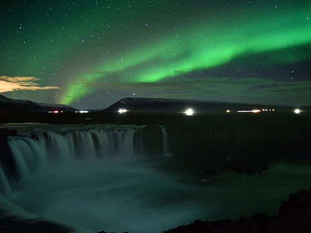 Northern Lights & GeoSea Geothermal Sea Baths Tour