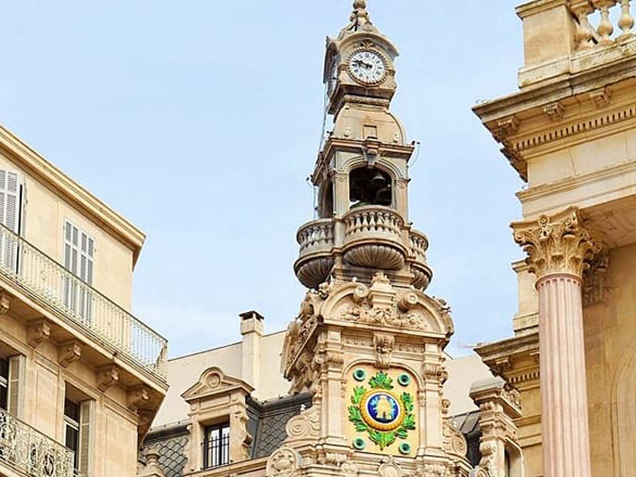 Toulon: Naval Heritage, Historic Old Town & Local Market Tour, photo 3