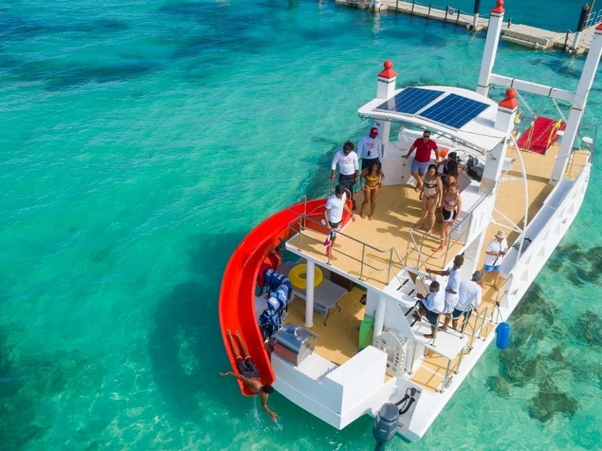 Party Catamaran Tour in Dominican Republic, Punta Cana