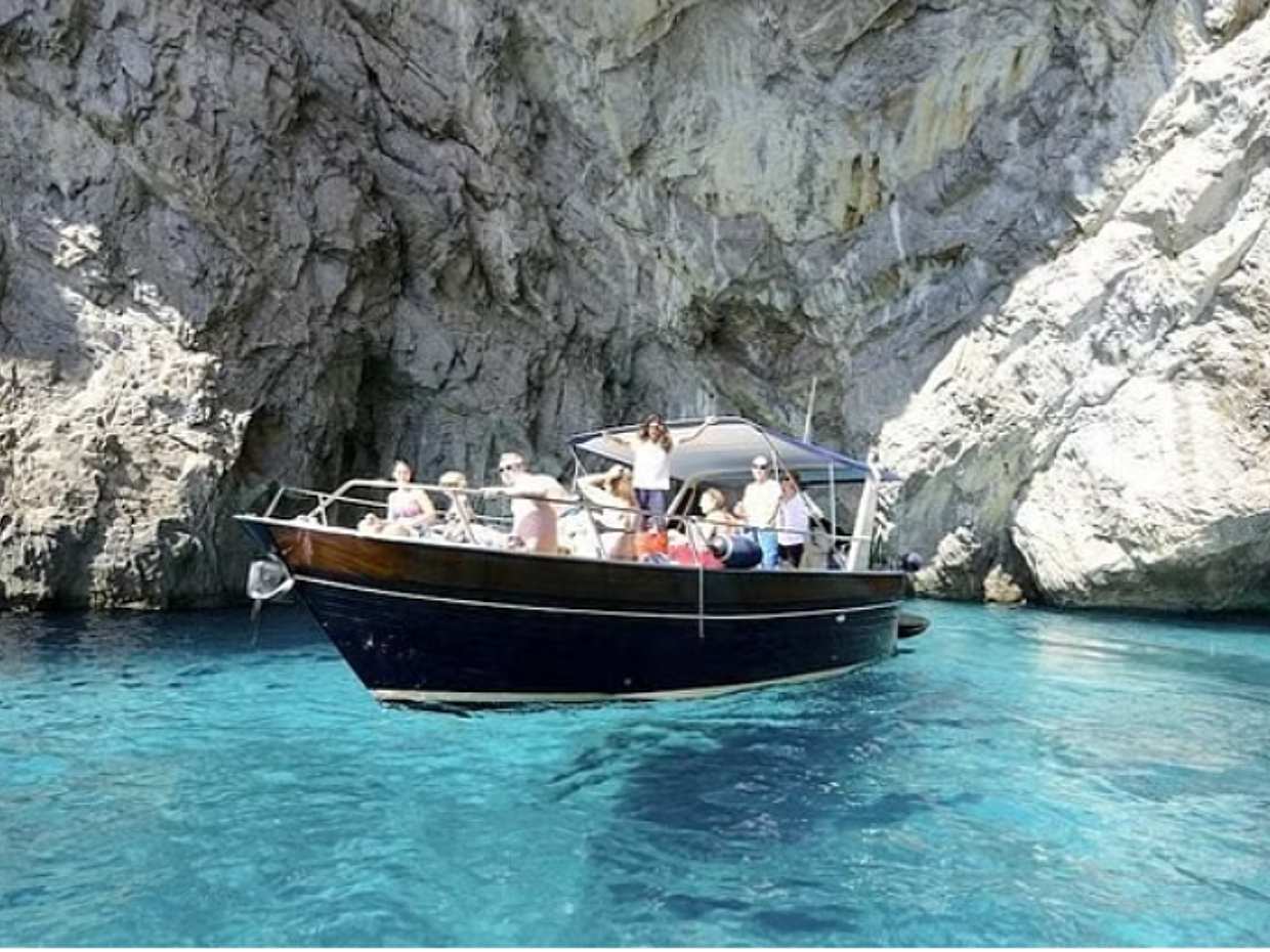 Capri Boat Tour with Blue Grotto: Fun & Swim in Italy, Sorrento, photo 4