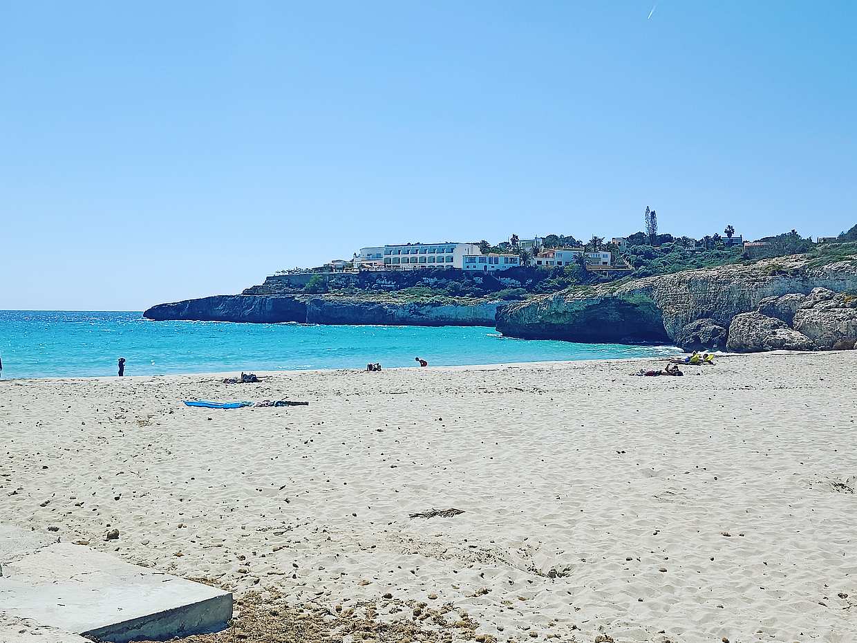 Meet the 3 famous beaches in Mallorca.Calo des Moros, Domingos y Romantica