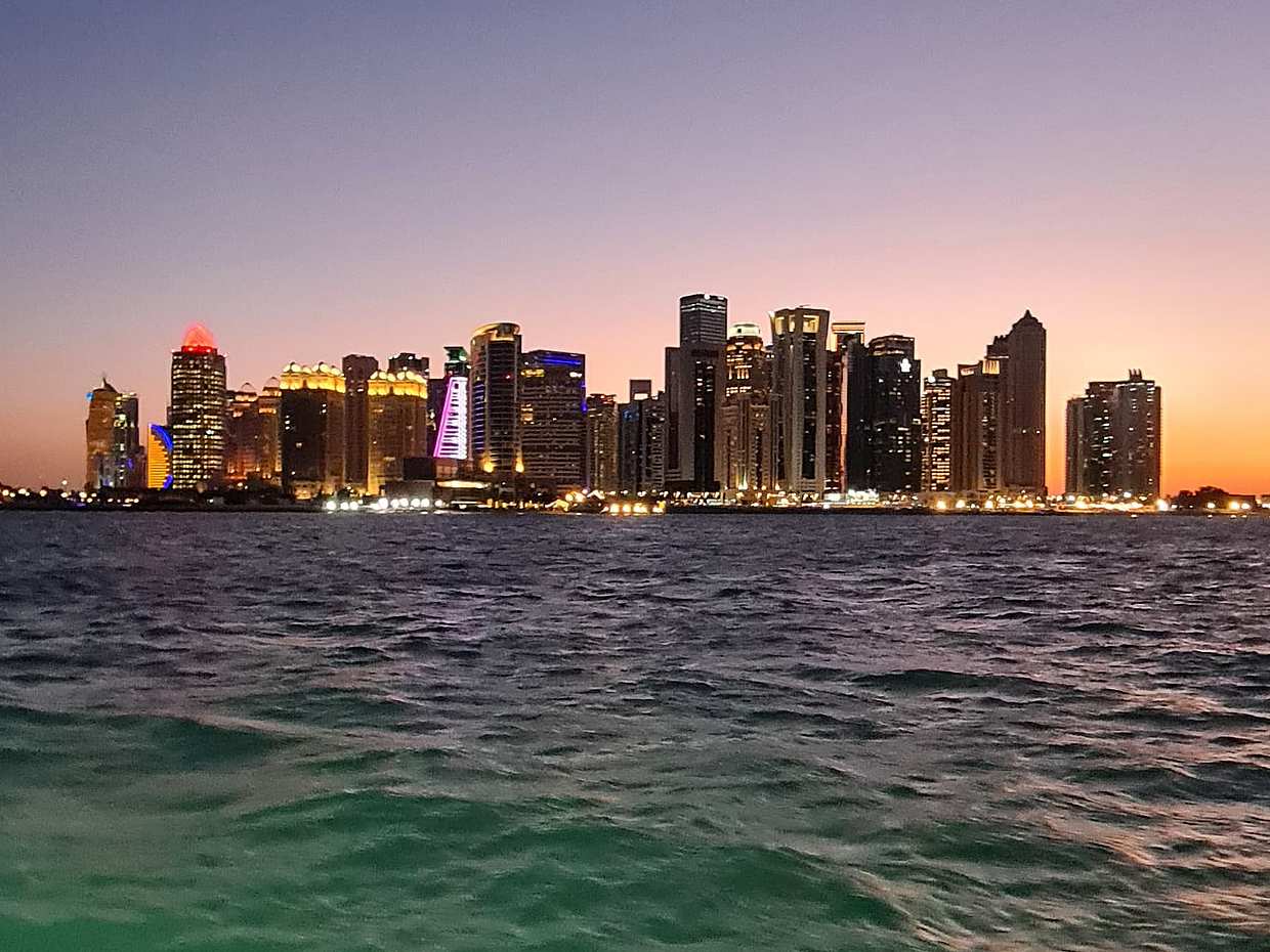 Wycieczka Dhowem po Zatoce Perskiej w Katarze, Doha.

