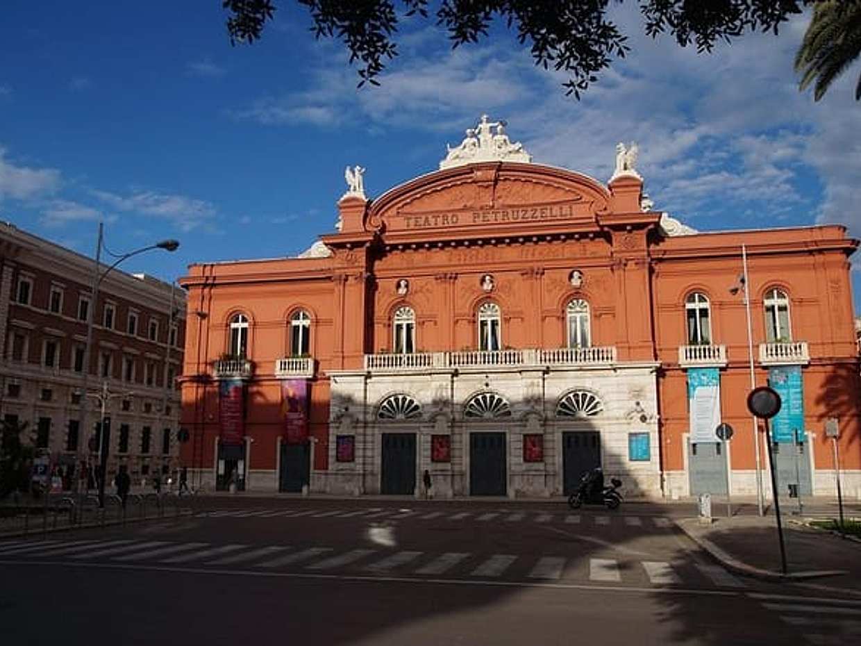 Discover Bari: Old Town, Historic Landmarks & Coastal Promenade, photo 4