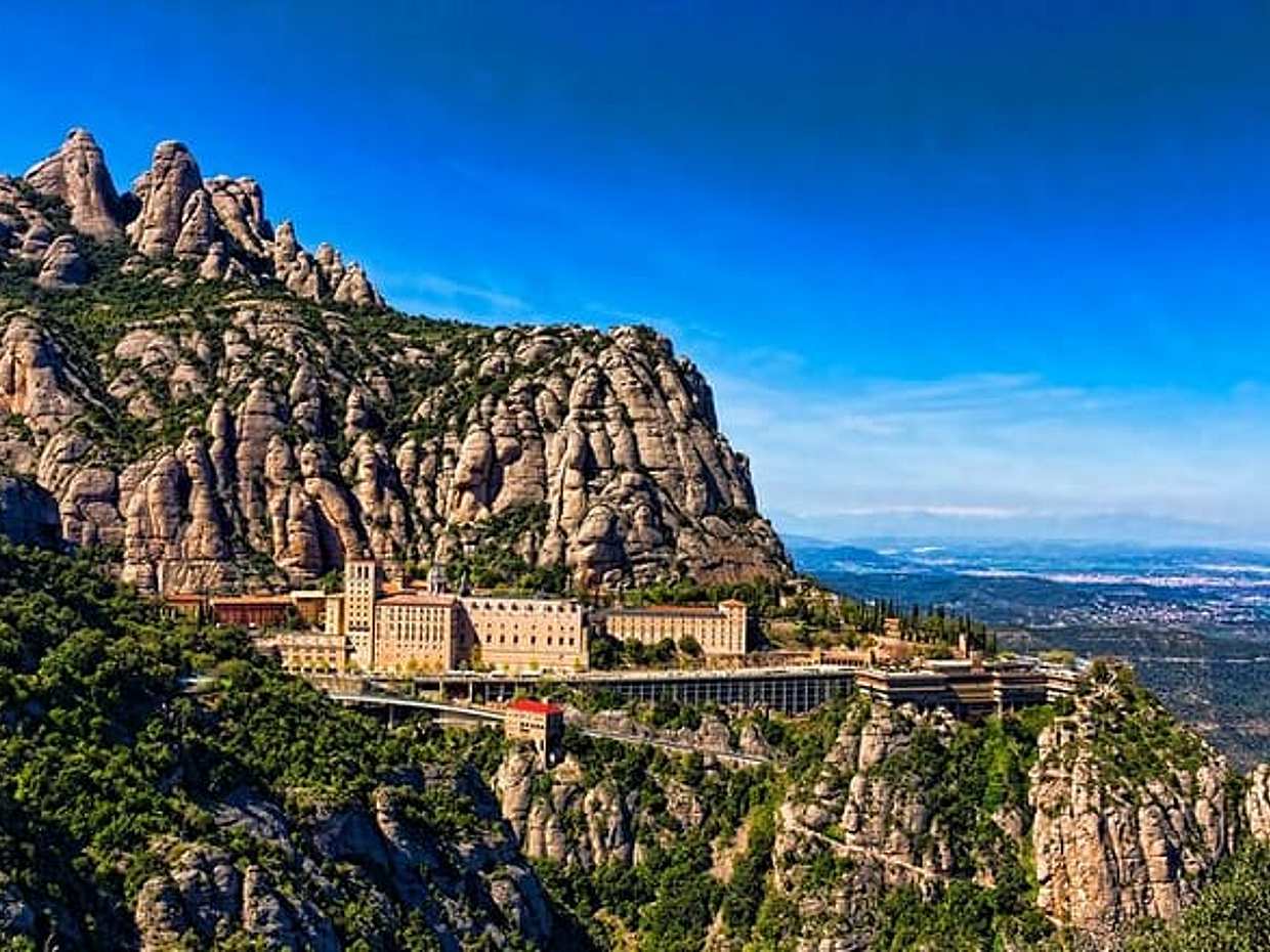 Best of Barcelona and Montserrat with Hotel / Port Pick up in Spain, photo 4