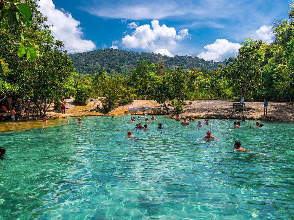 Krabi: Jungle Tour with Emerald Pool and Hot Spring Waterfall in Thailand, photo 5