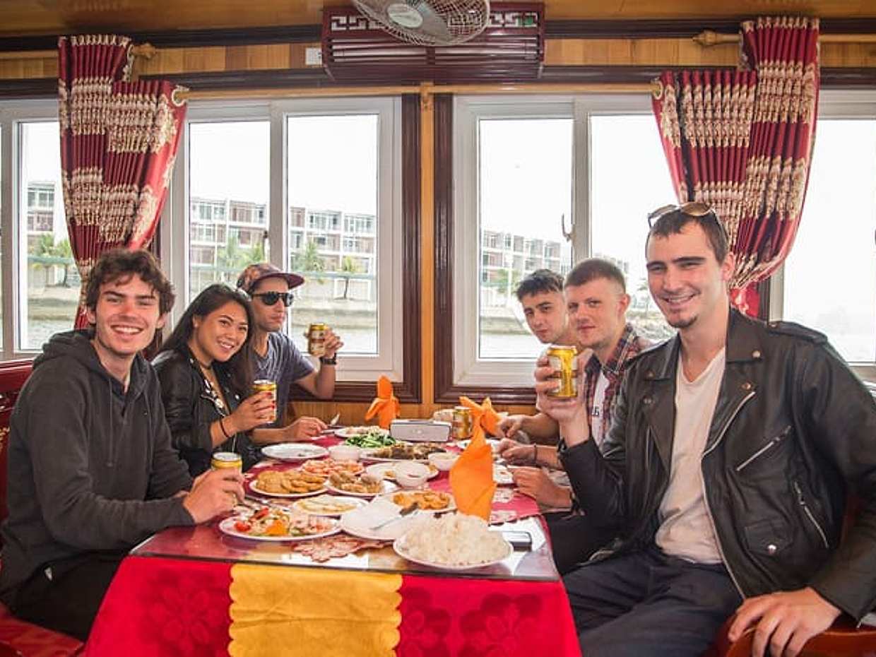 Halong One Day Cruise Tour ( 6 hours cruising on the bay), Vietnam, photo 4