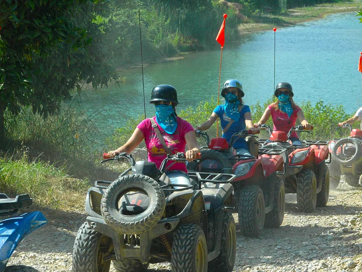 Quad Safari Tour at Taurus Mountains in Alanya in Turkey