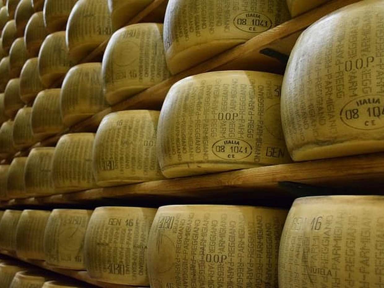 Exclusive Private Emilia-Romagna,Parmigiano, Prosciutto, Balsamic Vinegar Experience