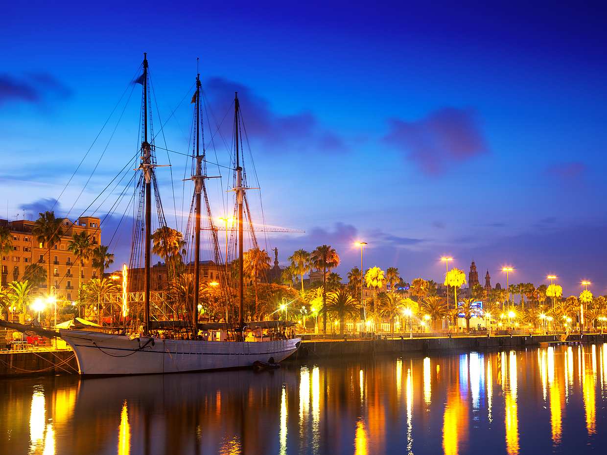 Barcelona Sunset Cruise in Spain, photo 2