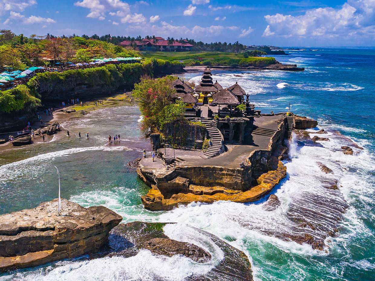 Tanah Lot Tapınağı Ziyareti ile Tam Günlük Kuzey Bali Turu