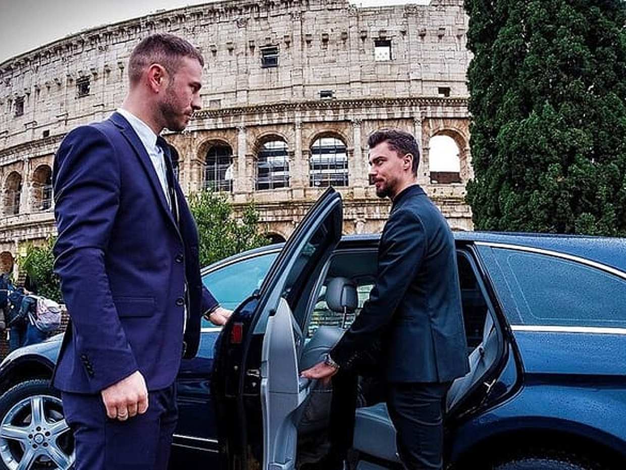 Epic Rome Tour: Port Round-Trip, Colosseum, Iconic Sights & Lunch