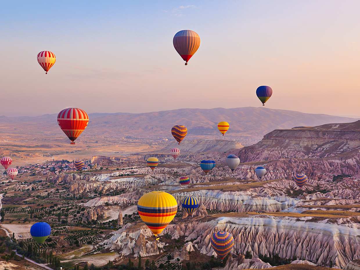 1-hour Magical Cappadocia Balloon Tour in Turkey, photo 3