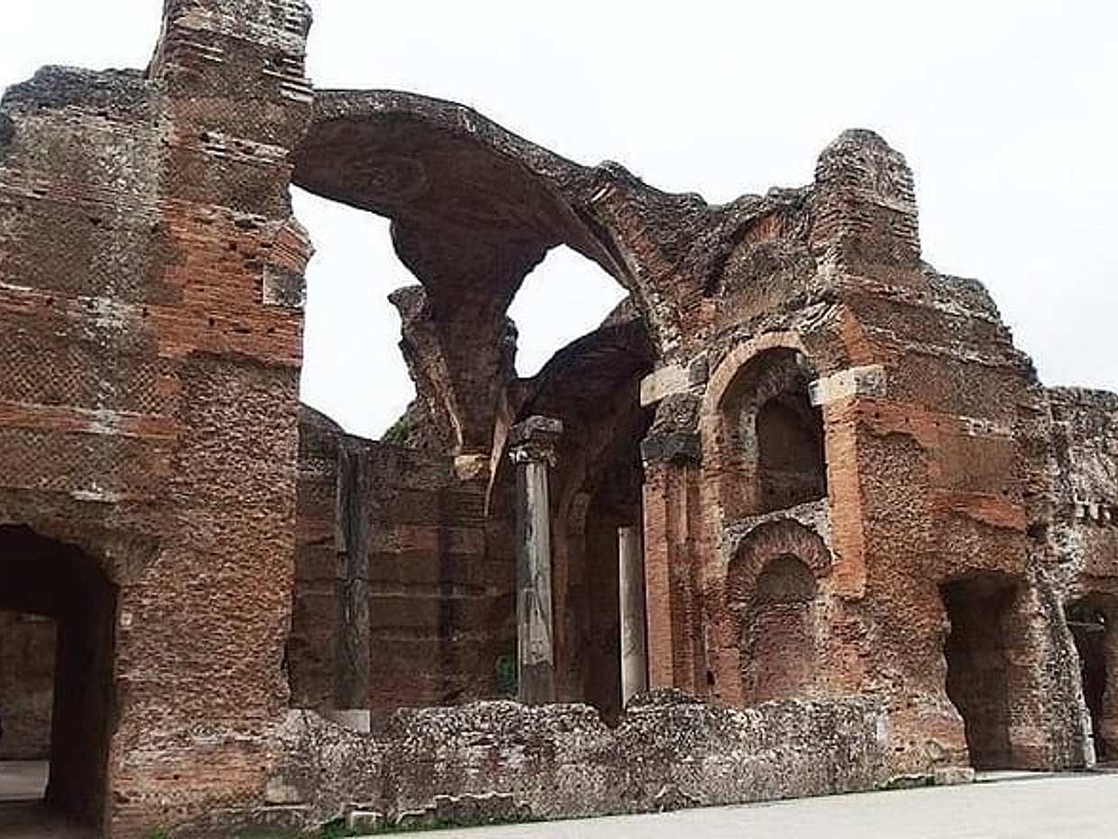 Tivoli Gardens and Hadrian's Villa full day guided tour, photo 5