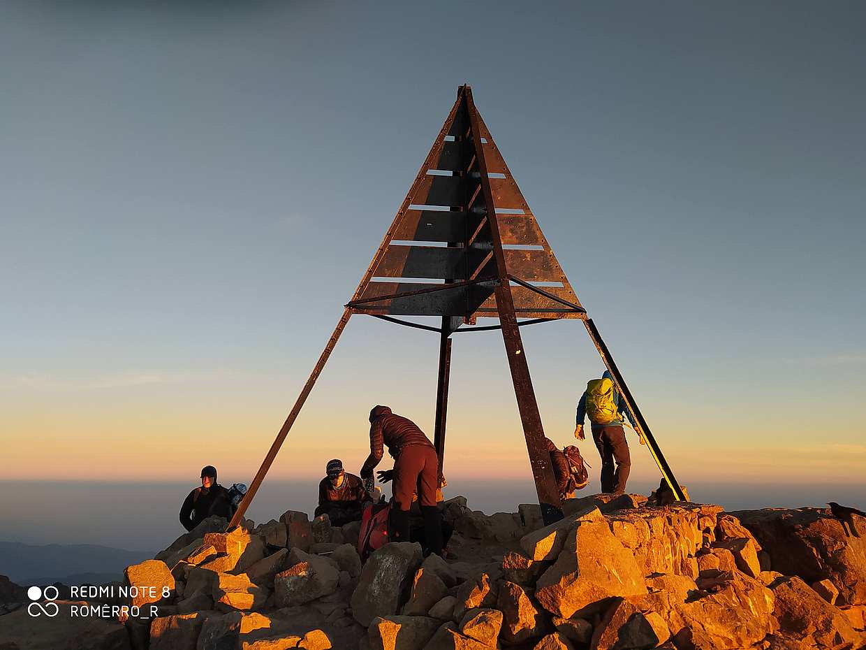 Toubkal Aufstieg 4167m 2 Tage Wandern in Marokko, Marrakesch
