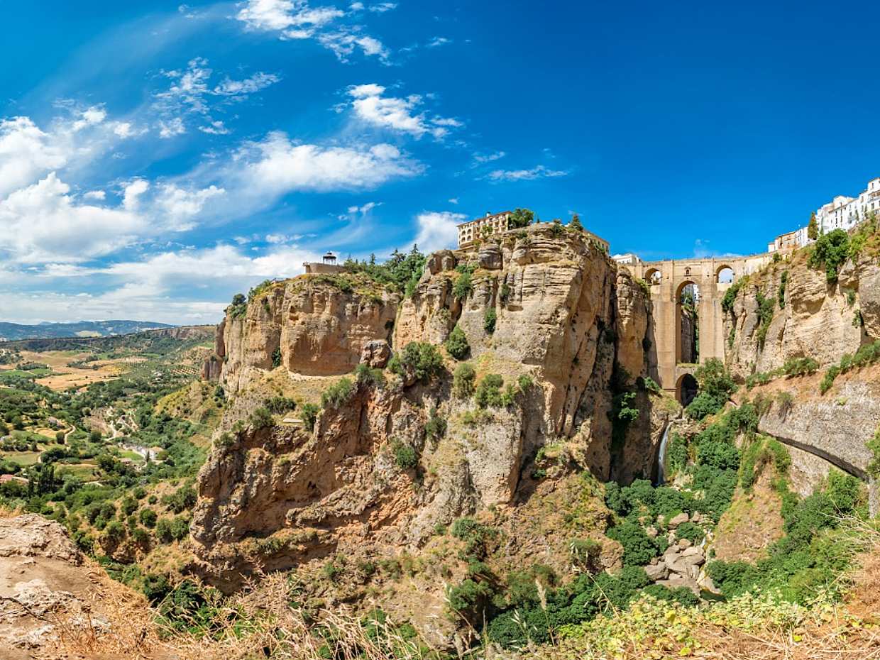 Três Cidades em Um Dia: Ronda, Aldeia Branca e Sevilha saindo de Málaga na Espanha, Málaga.
, photo 2