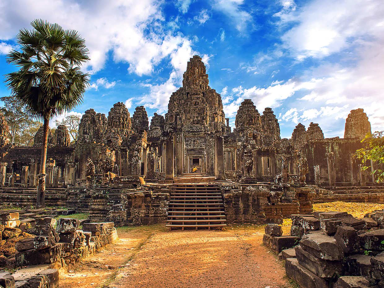 One Day Highlight Angkor Wat Tour in Cambodia, Krong Siem Reap