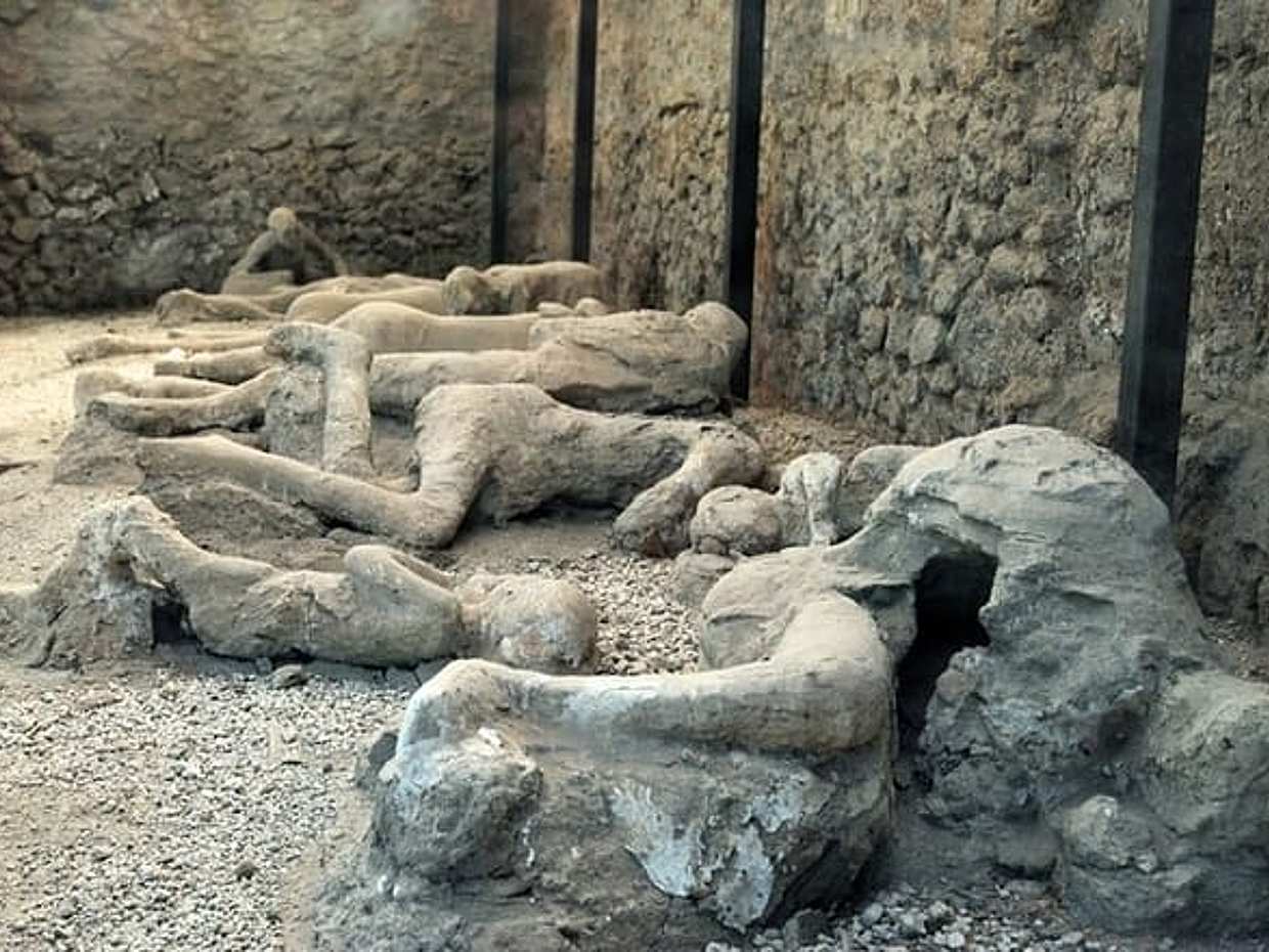 Pompei Görevi: İtalya'daki Vezüv Yanardağı'nın Patlamasından Kaçış, photo 2