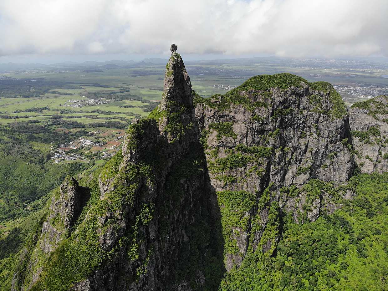 Excelencia Tour Privado en Helicóptero desde Triolet en Mauricio, Distrito de Riviere Noire.
, photo 4