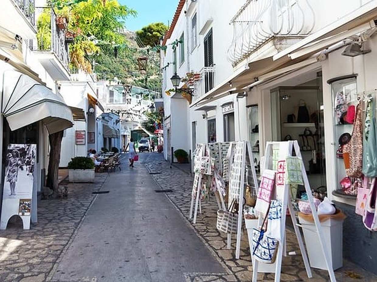 Amalfi Coast & Sorrento Coast Boat Tour from Sorrento, photo 5