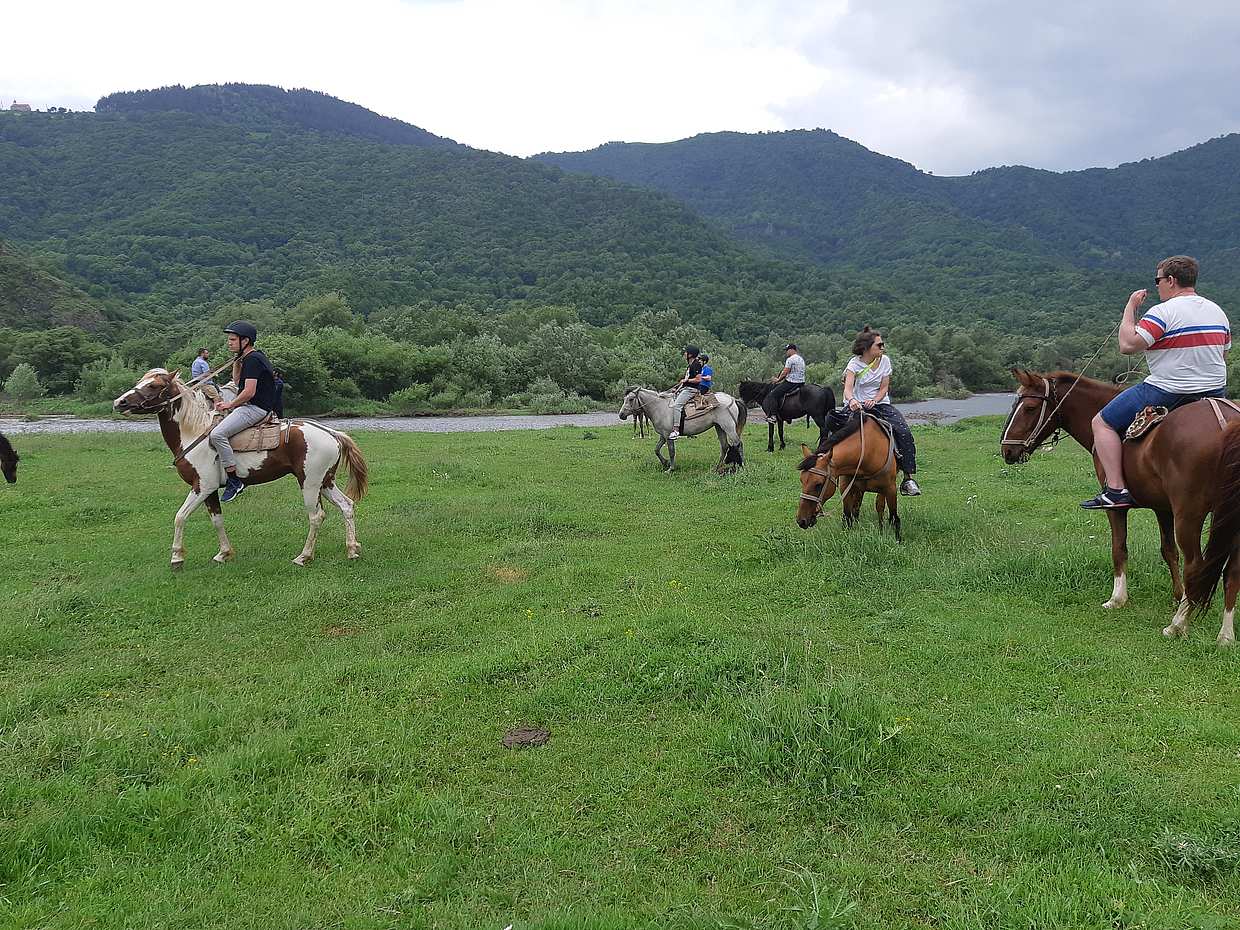 Tour de 7 días a caballo al cañón de Dzoraget en Armenia, provincia de Lori.
, photo 5