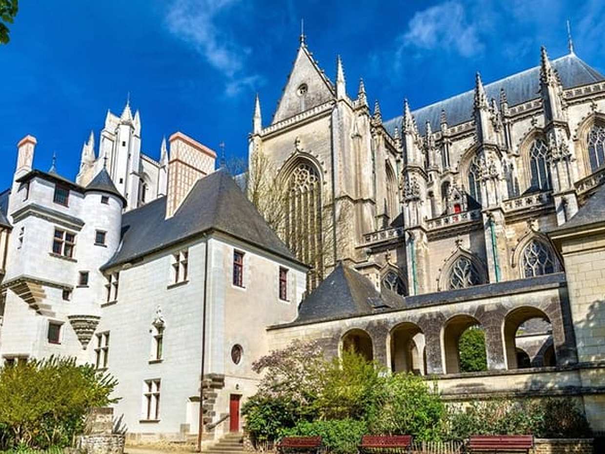 Nantes Scavenger Hunt & Highlights Self-Guided Walking Tour, photo 5