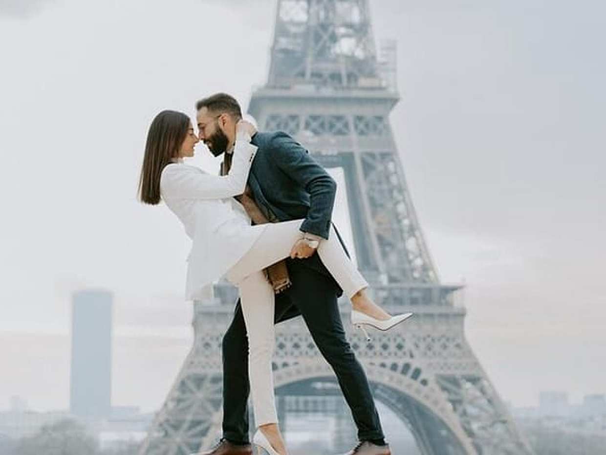 Paris Photoshoot by Professional photographer with CDG Transfers, photo 2