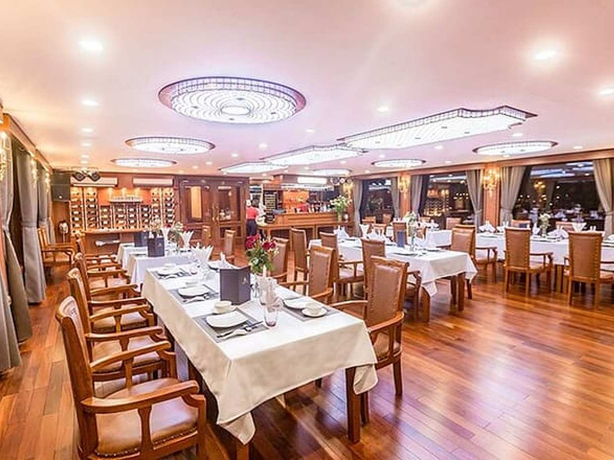 Calypso Cruise Luxury 2 Day to Halong Bay and Cat Ba Island, photo 3