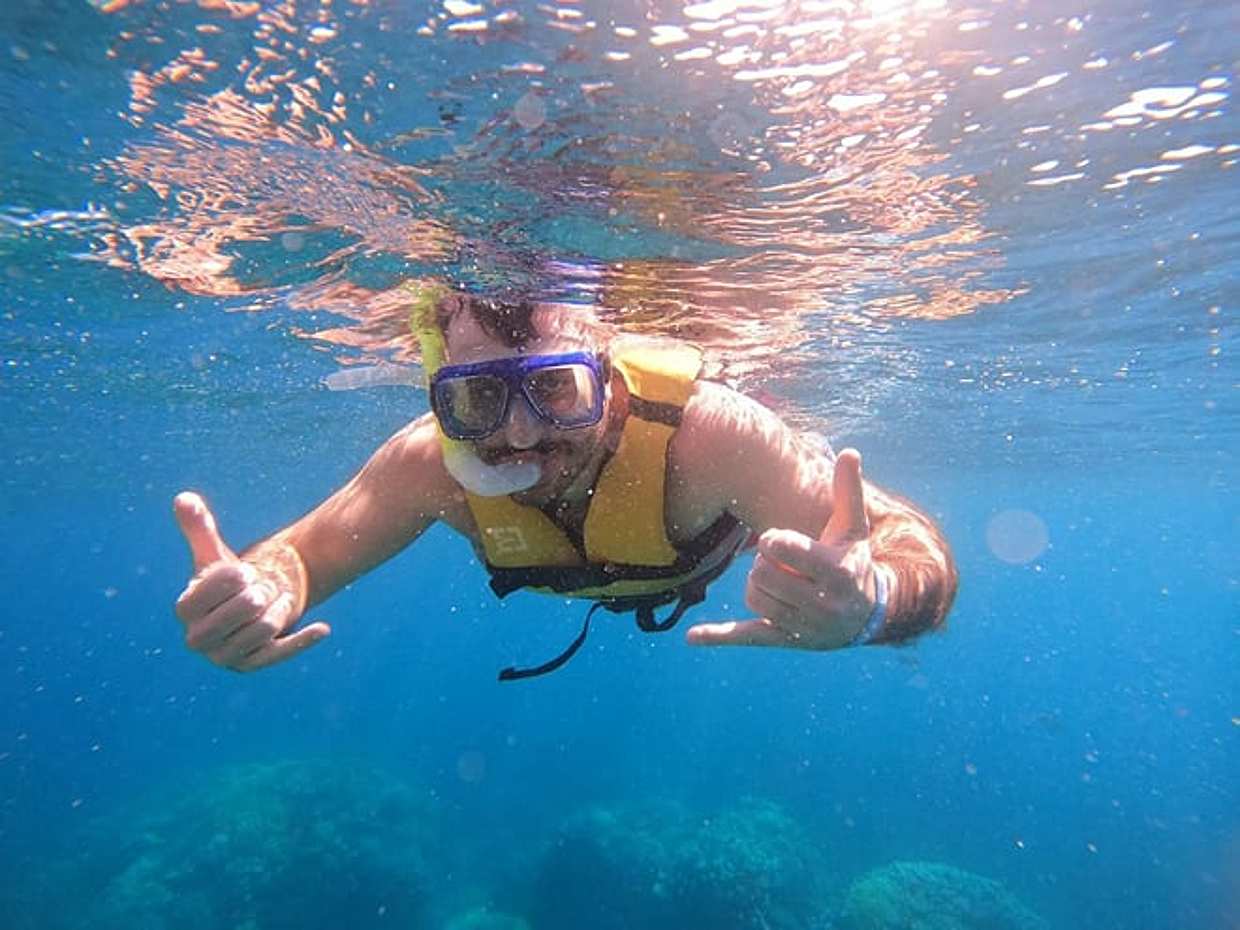 Excursion d'une journée à l'île de Hula Hula pour une expérience de plongée avec tuba et de plongée sous-marine en Égypte, Hurghada