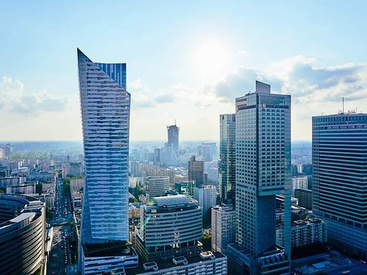 Private Transfer from Krakow to Warsaw with 2h of Sightseeing
