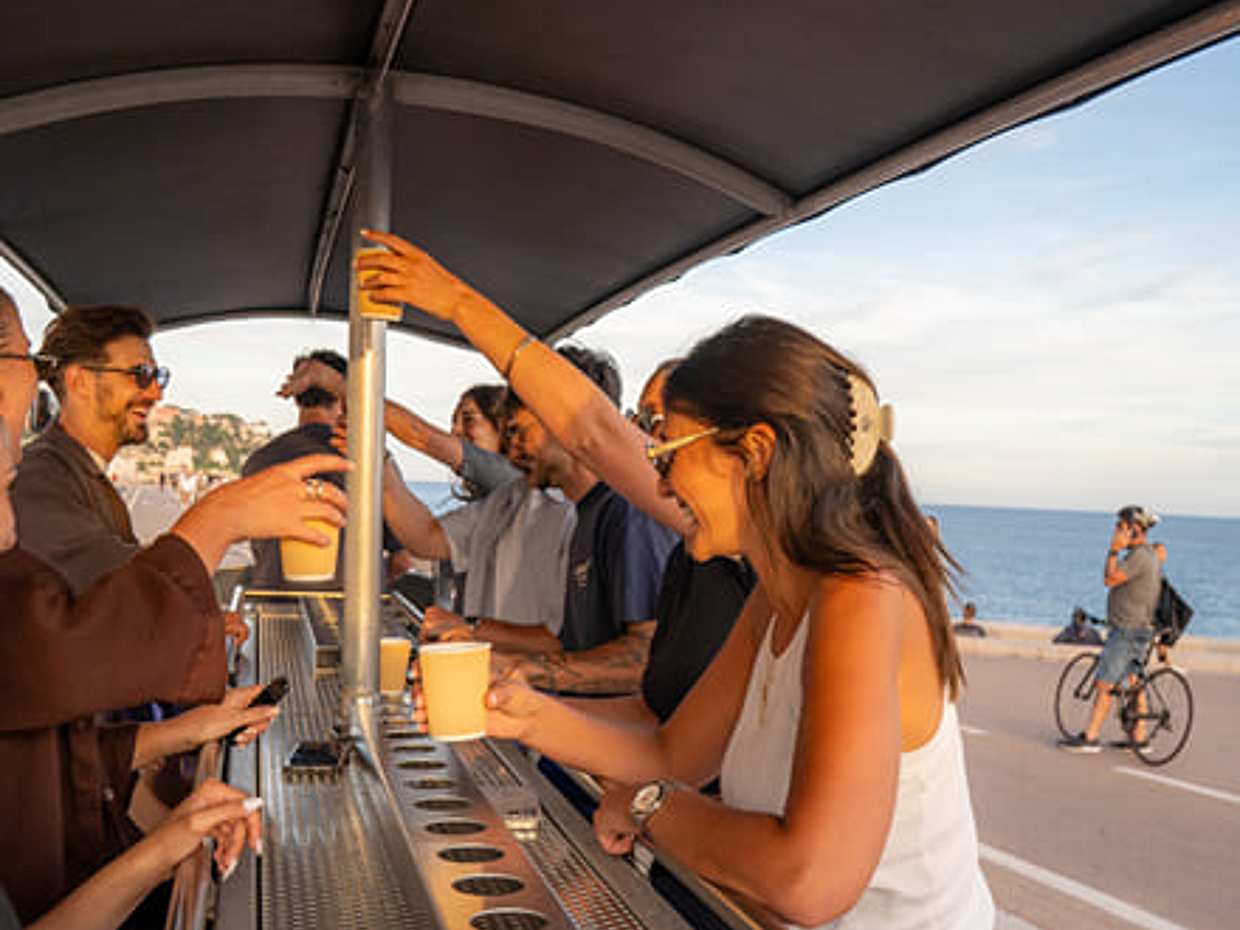Giant Beerbike tour - 1 hour of Fun in Nice - Your music, your mics to sing, food and alcohol included
