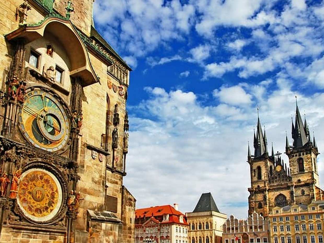 Vienna to Prague Private Transfer with Optional Sightseeing Stop, photo 4