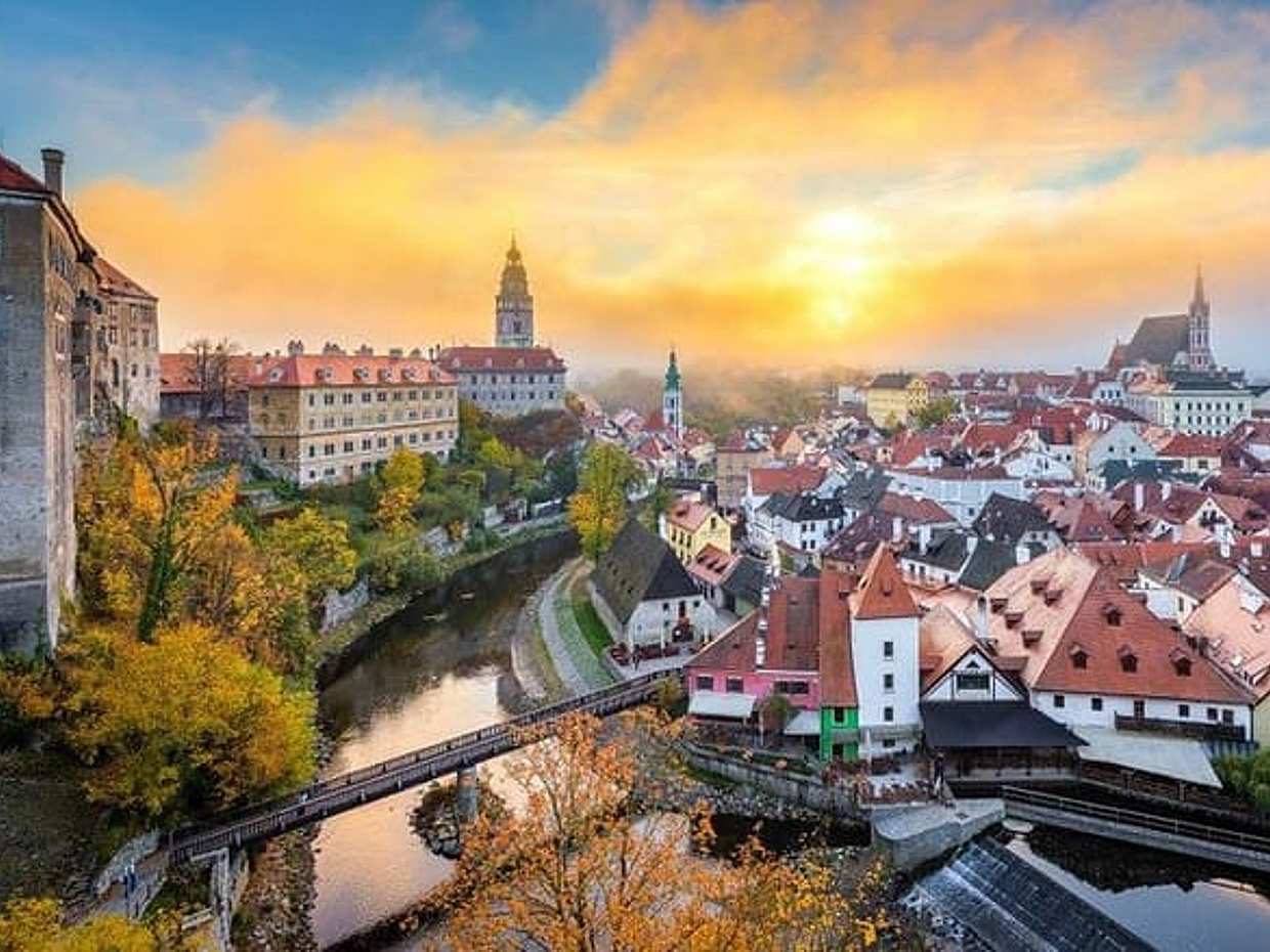 Prague to Cesky Krumlov Private 1-Way Car Transfer, photo 3