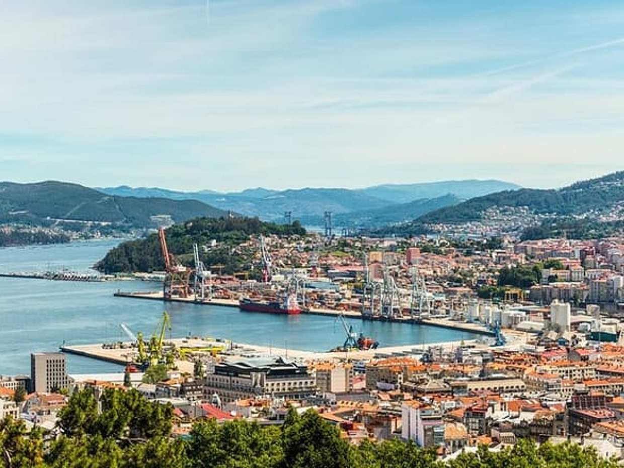 Private Transfer between Porto and Vigo in Portugal