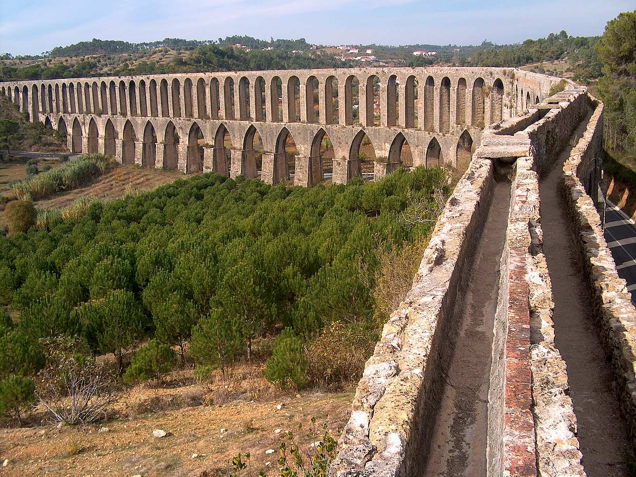 The Essential North Multiday Tour of Coimbra, Porto and the Douro Valley in Lisbon, Portugal, photo 3