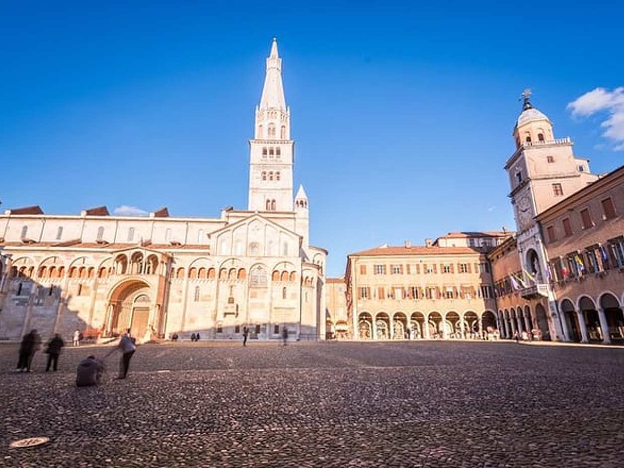 Modena Scavenger Hunt & Highlights Self-Guided Walking Tour, photo 2