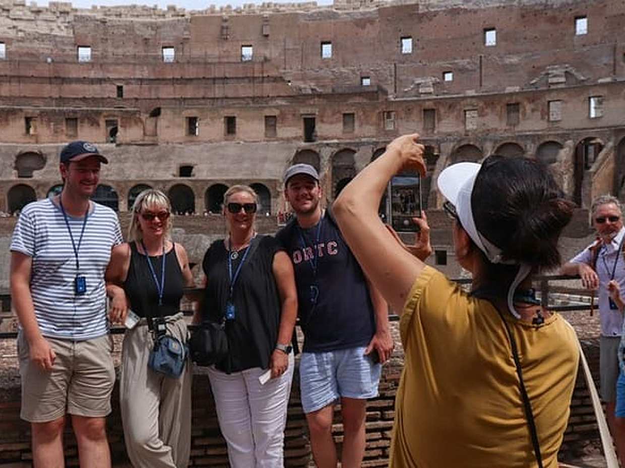 Colosseum, Forum, and Palatine Hill Guided Tour, photo 3