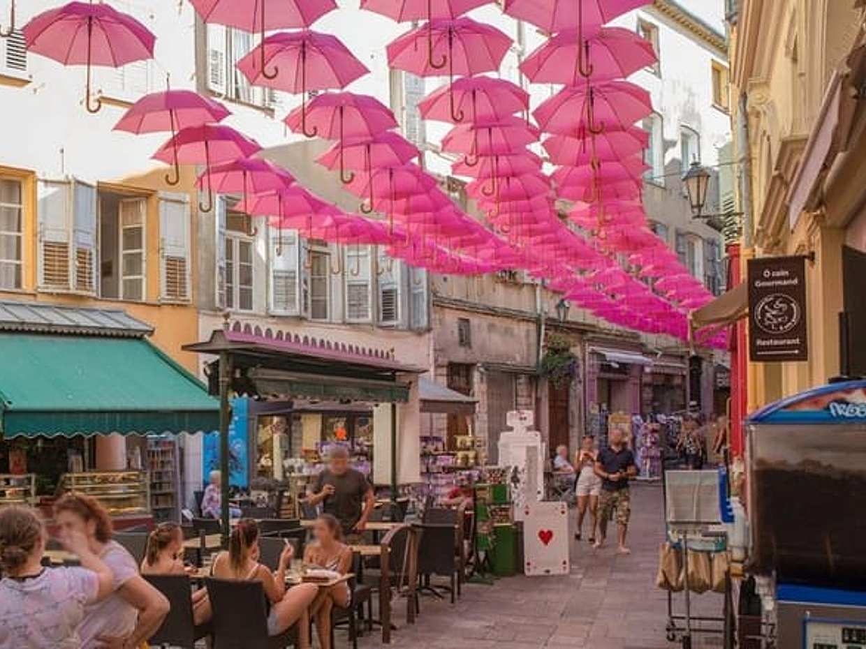 Full-Day Shared Tour Provence and its Medieval Villages from Nice, photo 4
