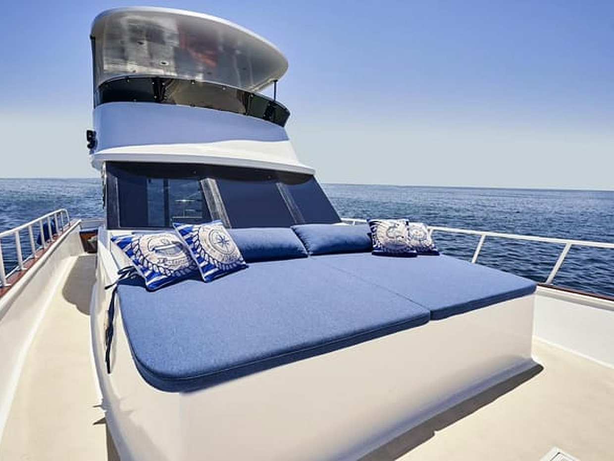 Shore Excursions: Alex Relax - Yacht Panorama & Private Sandy beach with Lunch, photo 3