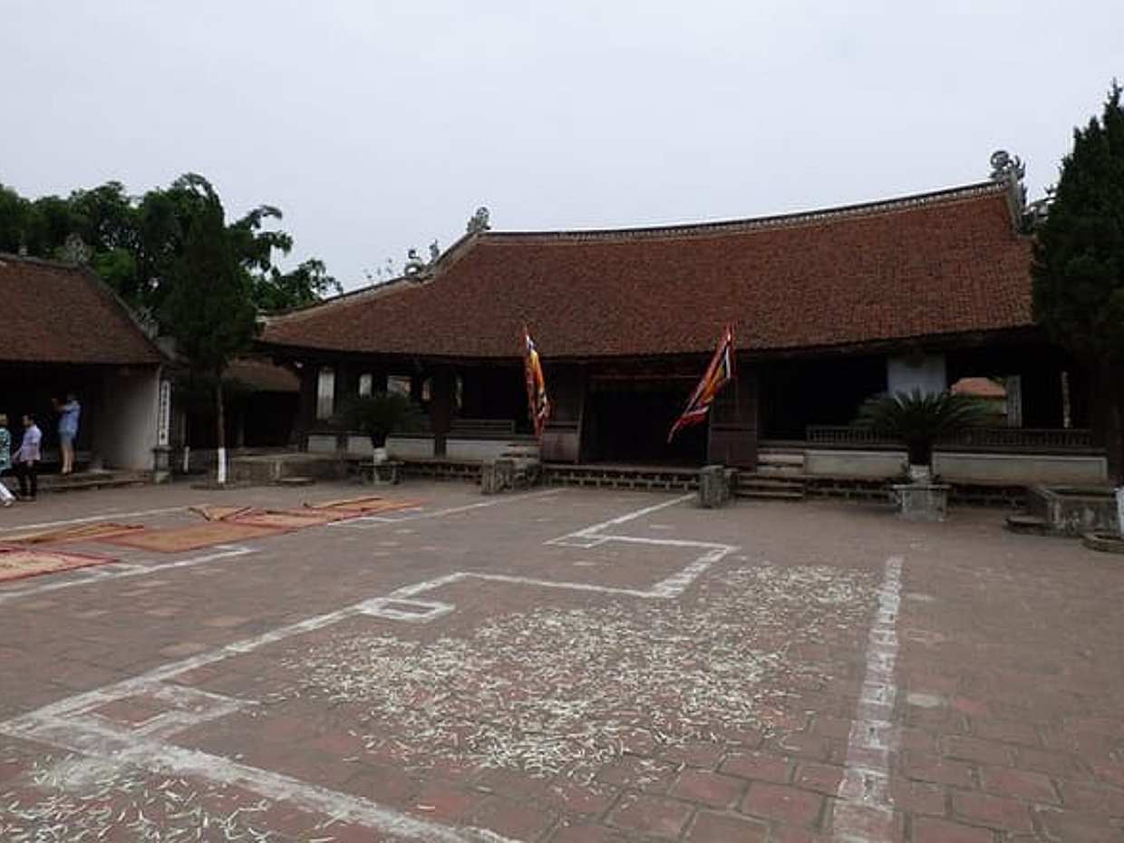 Private Tour: Duong Lam Ancient Village Day Tour, photo 5