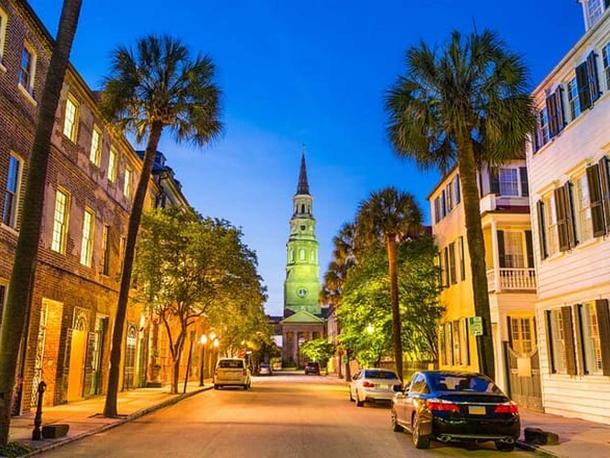 Charleston Scavenger Hunt & Highlights Self-Guided Walking Tour