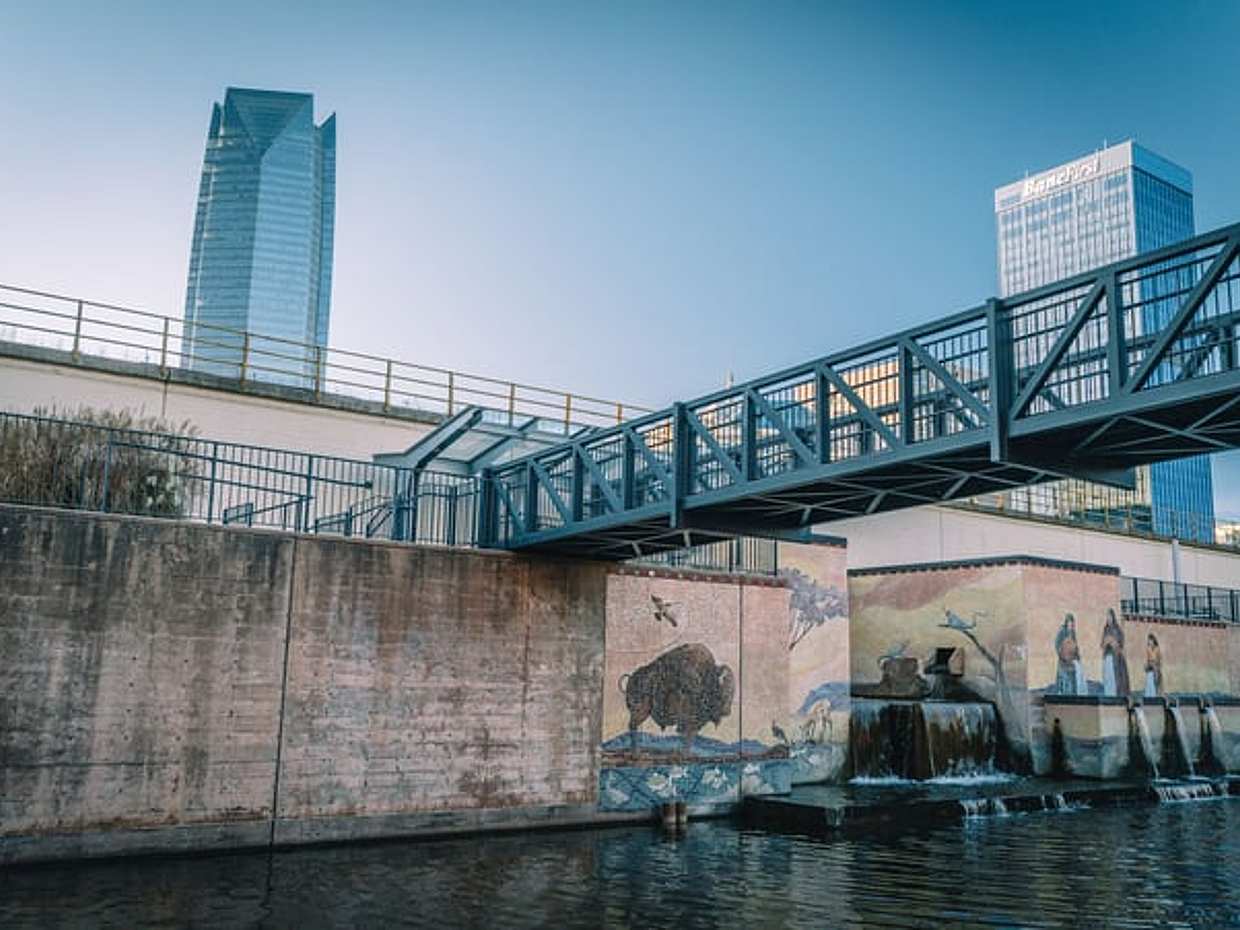 Shadows of Oklahoma City, photo 5