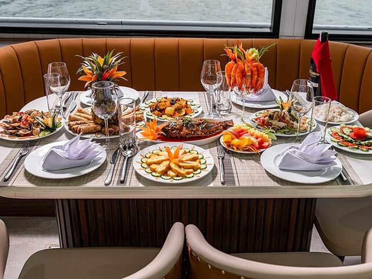 Deluxe Cruise from Hanoi: Halong Bay Tour with Set Menu, photo 4
